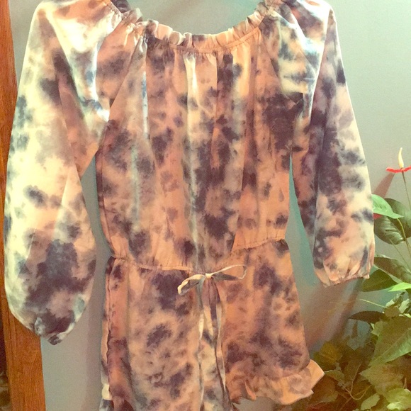 Long Sleeve Romper - Picture 1 of 4
